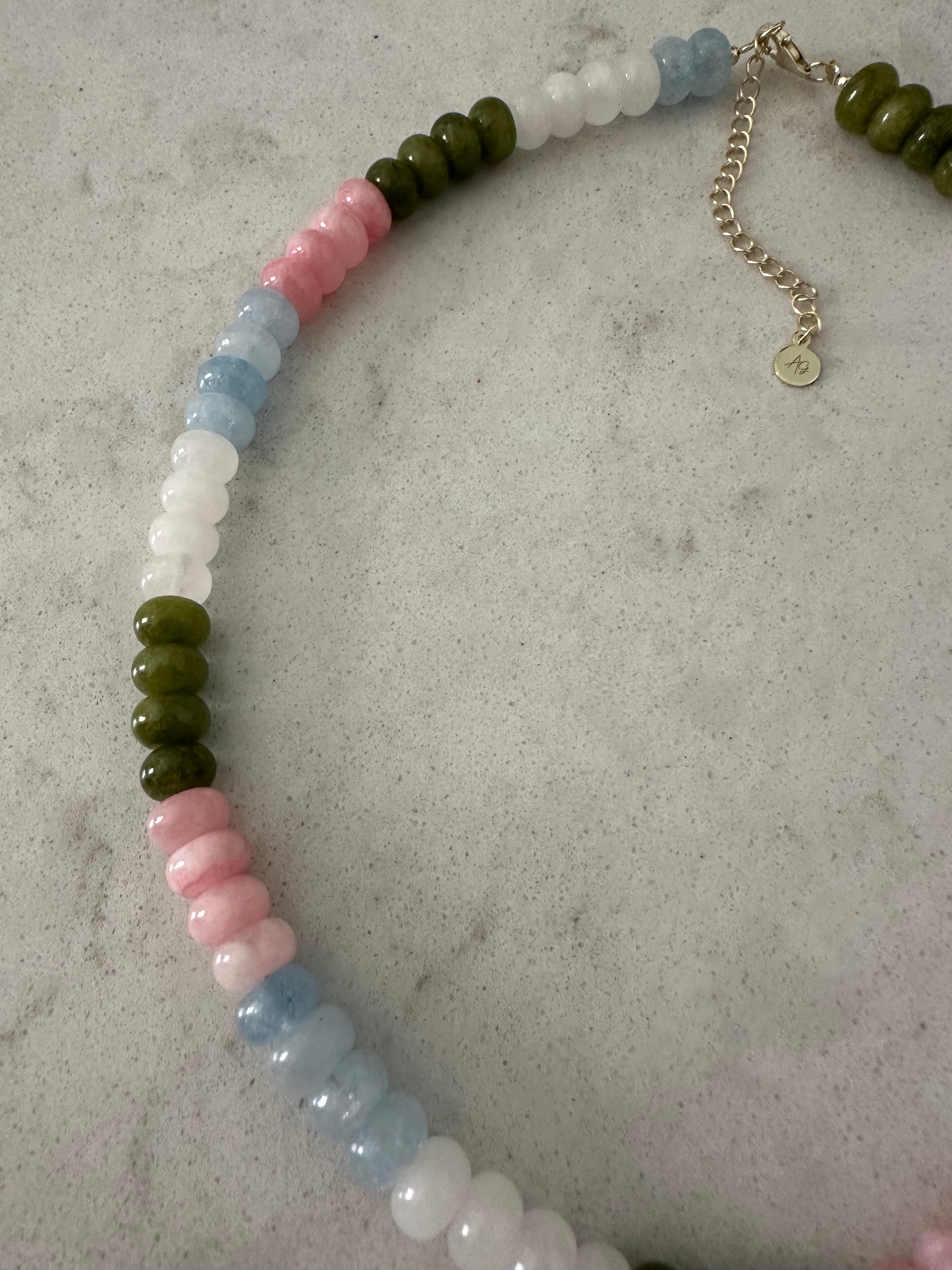 Beaded Gemstone Necklace (Multicolor)